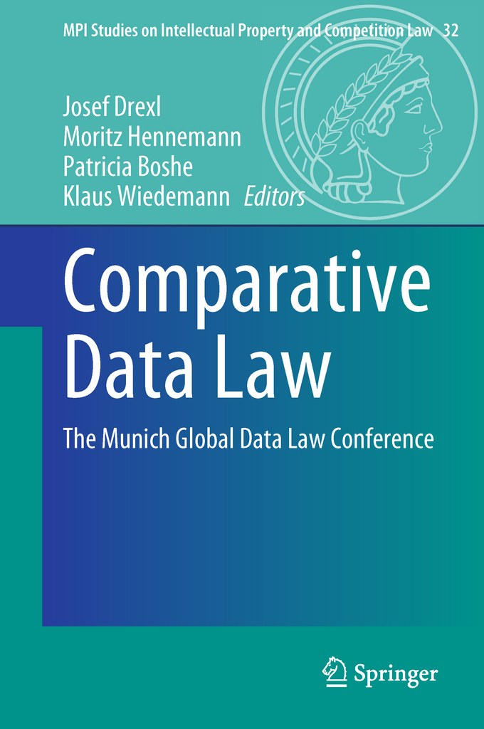 Buchumschlag mit Titel 'Comparative Data Law' und Untertitel 'The Munich Global Data Law Conference', Herausgebernamen und Springer-Logo, grün-blauer Farbverlauf, Linienzeichnung eines antiken Profils.