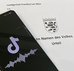 Symbolbild zu LG Frankfurturteil wegen Musik im Tiktok Video
