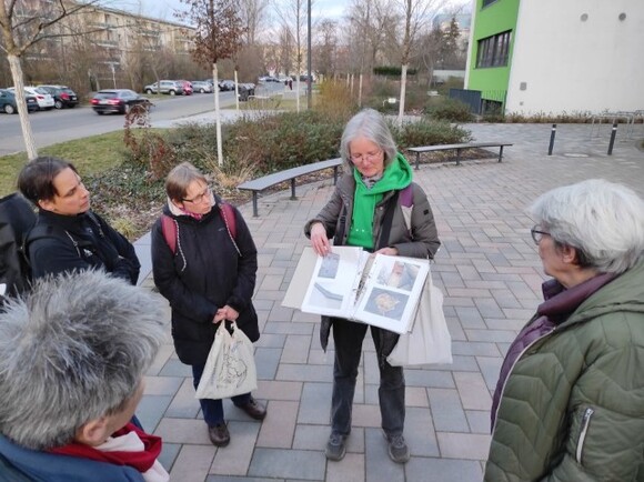 Exkursion durch Sperlings-Lebensräume in Schönefeld. Foto: Karsten Peterlein 
