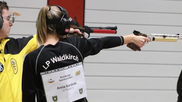 Foto: Elena Kugelmann / Olympiasiegerin Anna Korakaki feierte nach einjähriger Pause ihr Bundesliga-Comeback für den SV Waldkirch. 