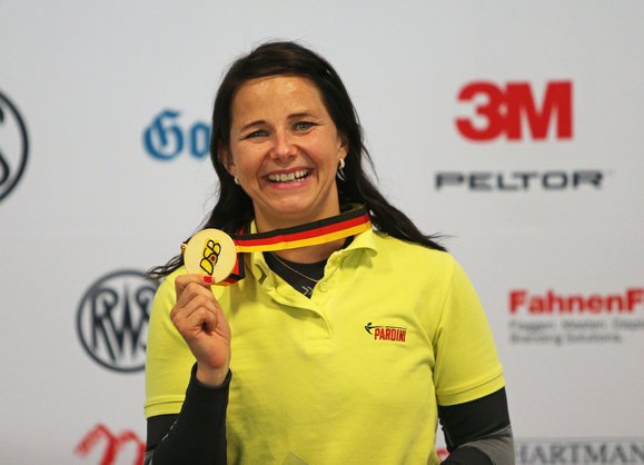  Foto: Florian Wüst / Monika Karsch - Mit einem Weltklasseresultat von 37 Treffern im Finale zum Sieg! 