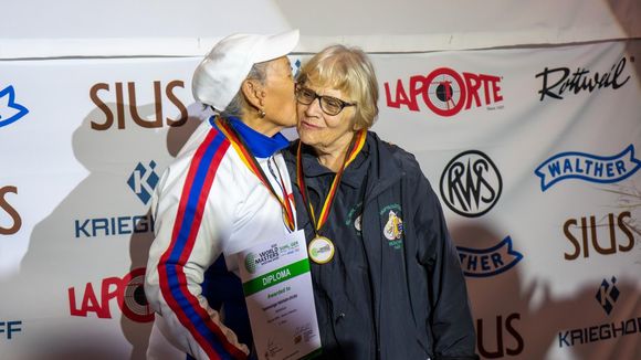  Foto: Jürgen Reber / Beim Masters in Suhl hatten sich alle lieb. 
